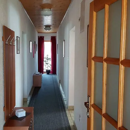 Pokrajac * ロヴィンスコ・セロ